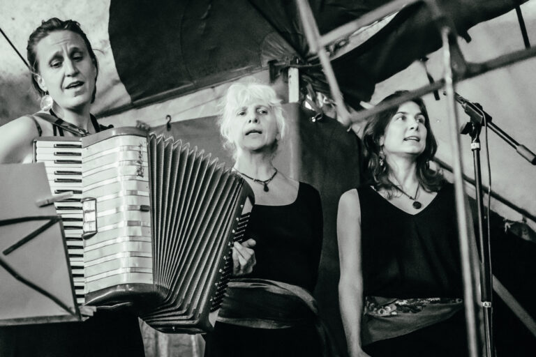 Chorale de la Grimpette, polyphonies féministes et engagées